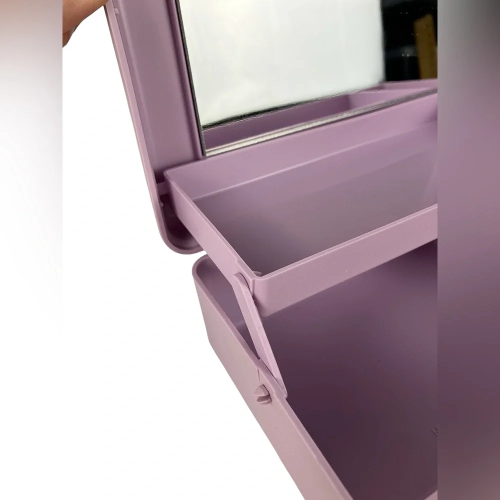 Vintage 80s Caboodles Makeup Cosmetics Case with Mirror Model 2605 Lavender